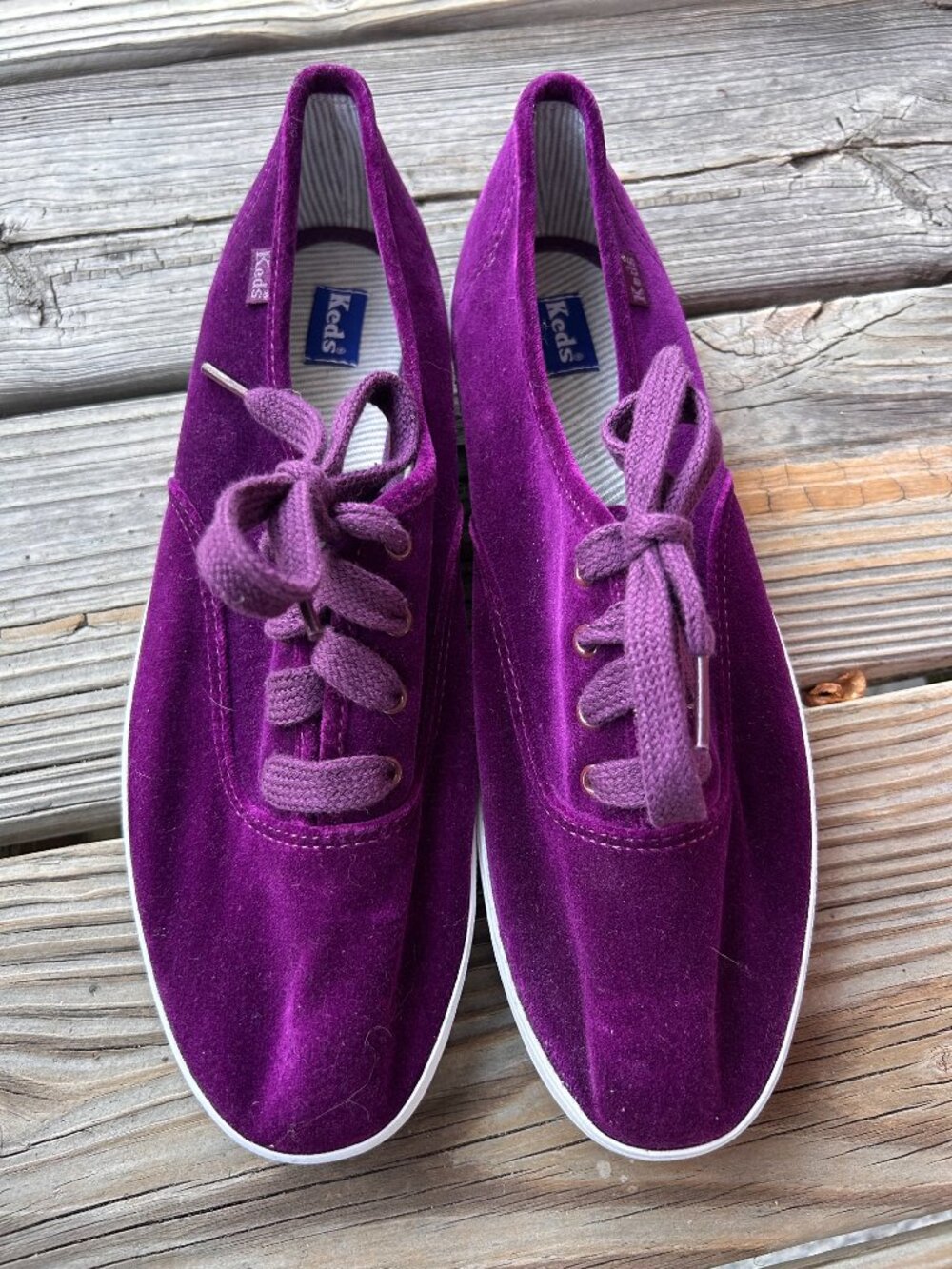 NEW Keds Purple/Plum Velvet Lace-Up Sneakers Women’s Size 10, no tags, no box - Picture 2 of 7